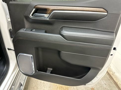 Certified 2024 Chevrolet Silverado 1500 High Country image 29
