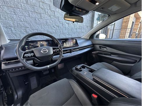 Used 2024 Nissan Ariya AWD image 2
