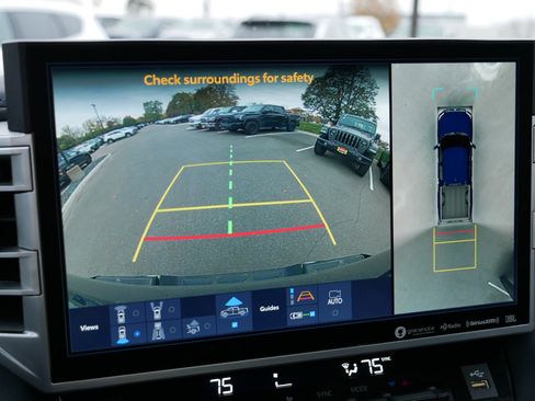 Used 2022 Toyota Tundra Platinum image 27