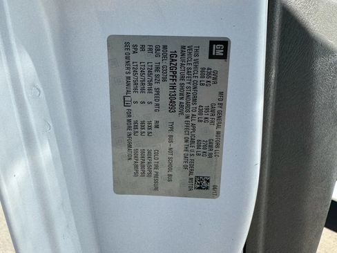 Used 2017 Chevrolet Express 3500 LT w/ LT Preferred Equipment Group image 48