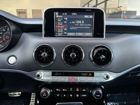 Used 2021 Kia Stinger GT-Line image 20