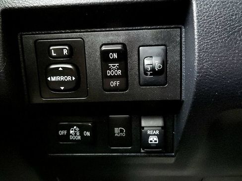 Certified 2020 Toyota Tundra Limited w/ Limited Premium Package AWD/4WD image 55
