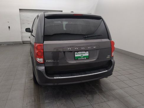 Used 2019 Dodge Grand Caravan SXT FWD image 6