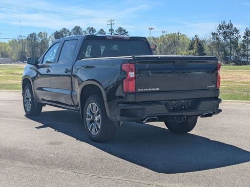 Used 2022 Chevrolet Silverado 1500 RST AWD/4WD image 5