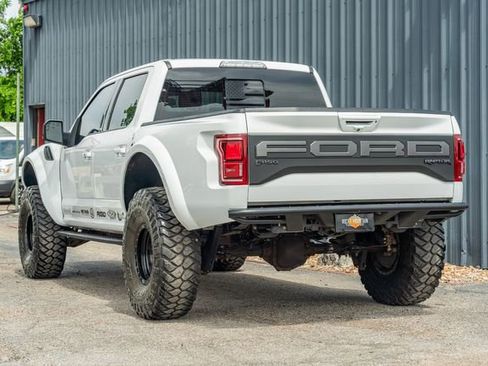 Used 2019 Ford F150 Raptor w/ Equipment Group 802A Luxury image 4