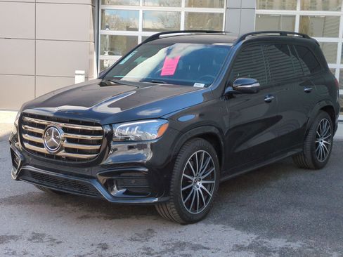 New 2025 Mercedes-Benz GLS 450 4MATIC image 8