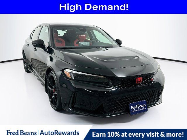 Used 2025 Honda Civic Type R image 1