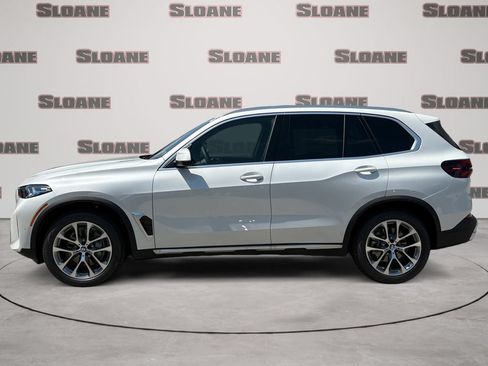 New 2026 BMW X5 xDrive40i w/ Climate Comfort Package AWD/4WD image 2