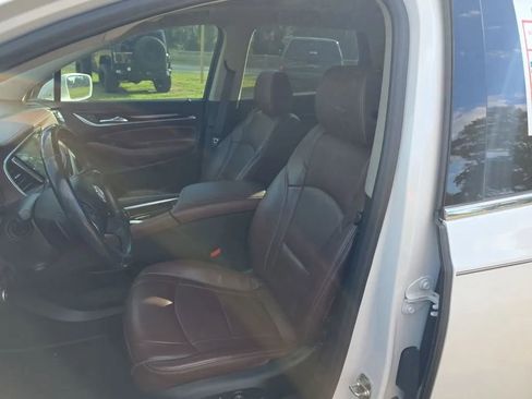 Used 2018 Buick Enclave Avenir w/ Avenir Technology Package image 12