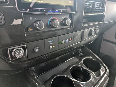 New 2026 Chevrolet Express 2500 Extended w/ Driver Convenience Package image 20