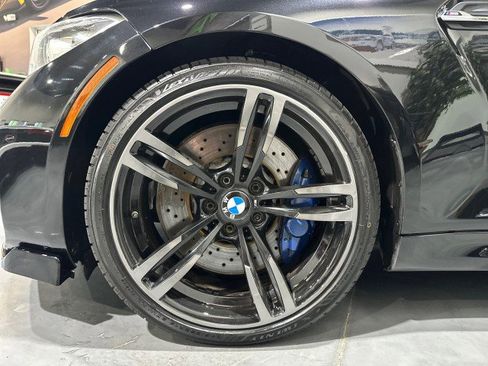 Used 2017 BMW M2 RWD image 9