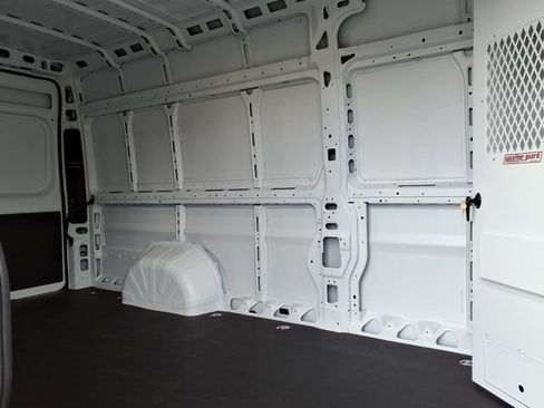 Used 2024 RAM ProMaster 3500 w/ Safety Group FWD image 27