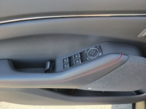 Certified 2025 Ford Mustang Mach-E Premium w/ Sport Appearance Package RWD image 19
