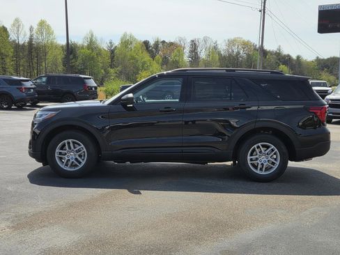 New 2026 Ford Explorer Active image 9