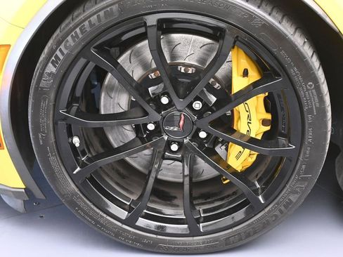 Used 2019 Chevrolet Corvette Grand Sport w/ Carbon Flash Badge Package image 26