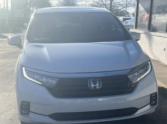 Used 2021 Honda Odyssey Touring video 2