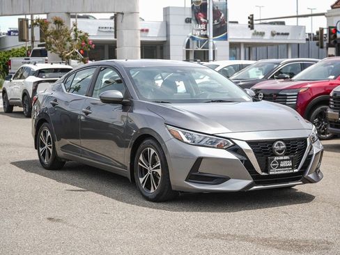 Used 2021 Nissan Sentra SV FWD image 3