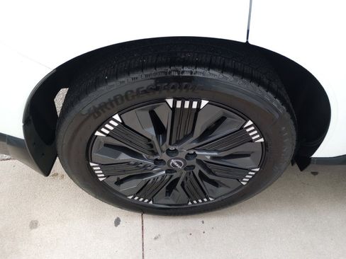 Used 2025 Nissan Murano Platinum w/ Cargo Package image 23