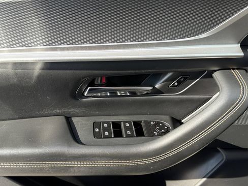 Used 2024 MAZDA CX-90 Plug-In Hybrid w/ Premium Pkg AWD/4WD image 11