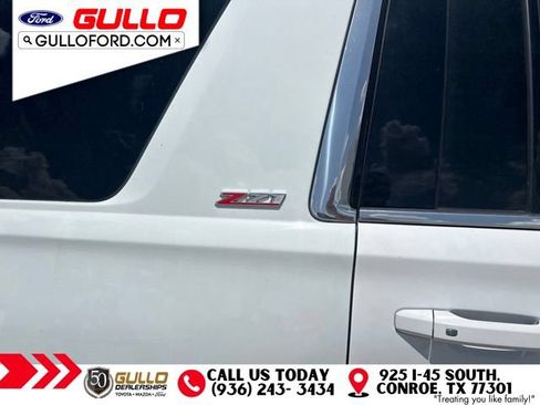 Used 2017 Chevrolet Suburban LT AWD/4WD image 4