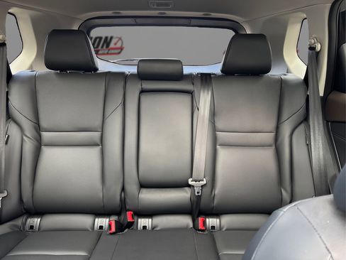 Used 2023 Nissan Rogue SV w/ SV Premium Package image 19