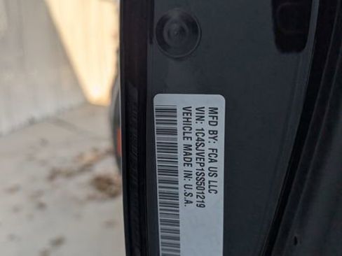 Used 2025 Jeep Grand Wagoneer 4WD image 30