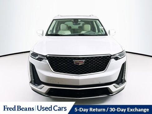 Used 2024 Cadillac XT6 Premium Luxury w/ Technology Package image 2