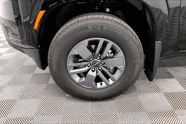 New 2026 Nissan Frontier SV w/ SV Convenience Package RWD image 12