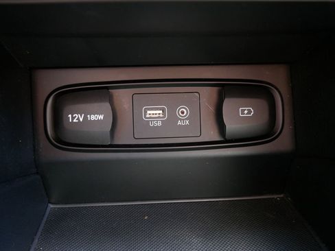 Used 2019 Hyundai Santa Fe Limited AWD/4WD image 20