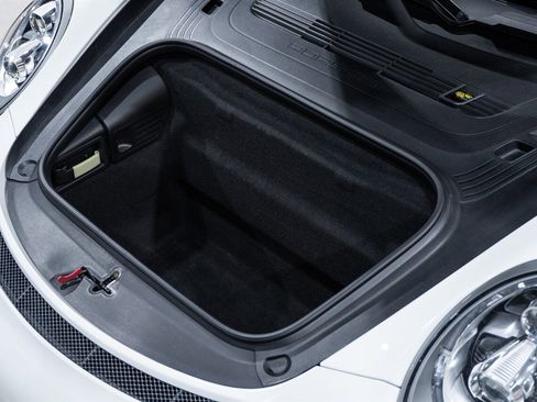 Used 2016 Porsche 911 GT3 RS image 39