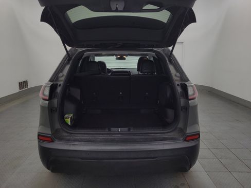 Used 2019 Jeep Cherokee Latitude Plus image 29