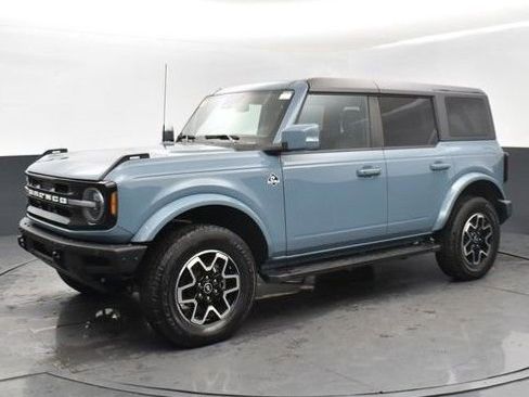 Used 2023 Ford Bronco Outer Banks image 1