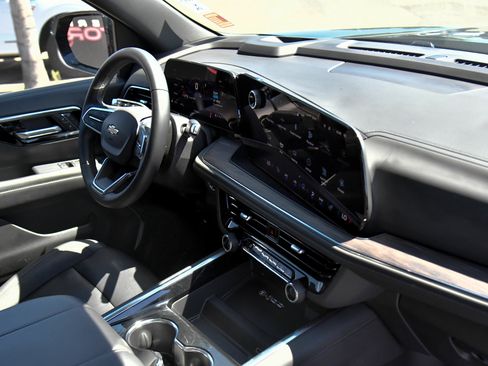Used 2025 Chevrolet Tahoe LT AWD/4WD image 57