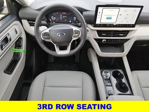 New 2026 Ford Explorer Active w/ Active Comfort Package image 4