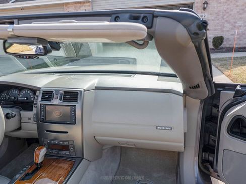 Used 2004 Cadillac XLR image 65