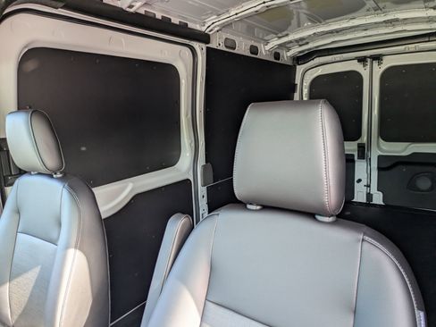 New 2026 Ford Transit 250 148 Medium Roof RWD image 25