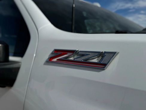 Used 2020 Chevrolet Silverado 2500 LTZ w/ LTZ Premium Package image 4