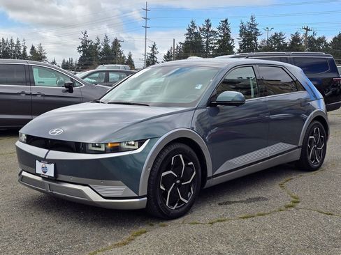 Used 2024 Hyundai Ioniq 5 Limited image 3