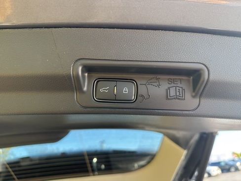 New 2026 Ford Explorer Active w/ Active Comfort Package image 13