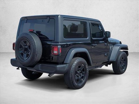 Used 2025 Jeep Wrangler Sport AWD/4WD image 5