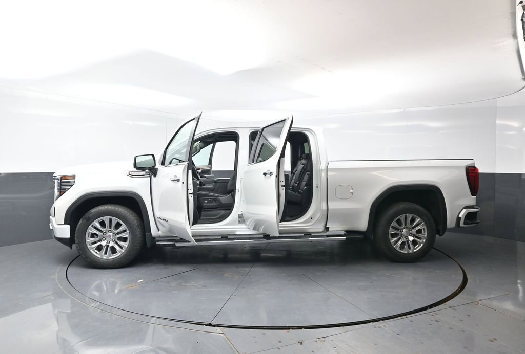 Used 2023 GMC Sierra 1500 Denali AWD/4WD image 59