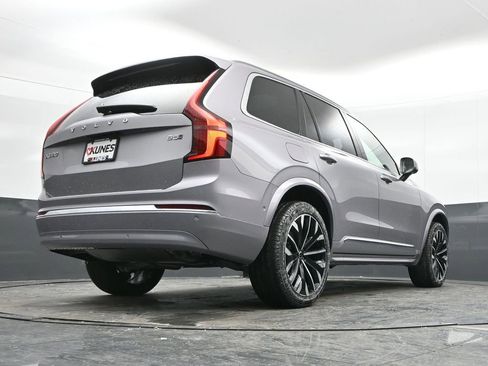 New 2026 Volvo XC90 B5 Plus w/ Protection Package AWD/4WD image 36