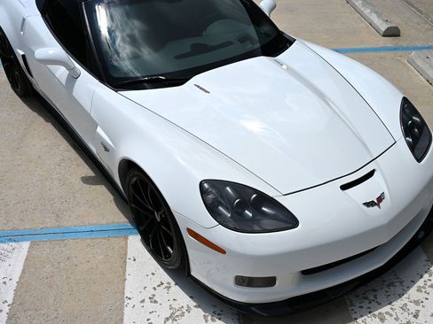 Used 2013 Chevrolet Corvette 427 w/ 1SC Preferred Equipment Group RWD image 34