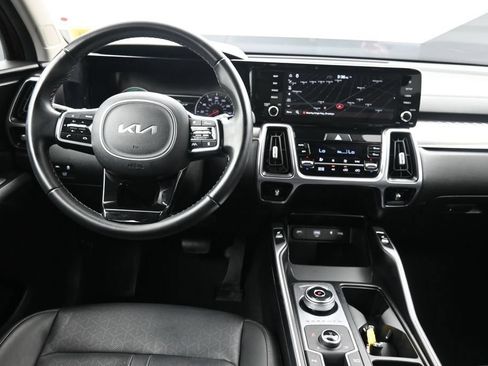 Certified 2023 Kia Sorento EX AWD/4WD image 20