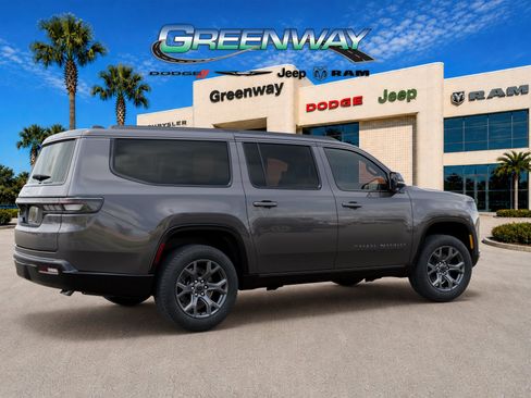 New 2026 Jeep Grand Wagoneer L Limited w/ Premium Group II AWD/4WD image 4