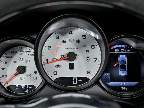 Used 2018 Porsche 718 Boxster S RWD image 22