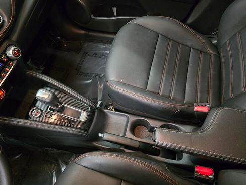 Used 2020 Nissan Kicks SR w/ SR Premium Package image 24