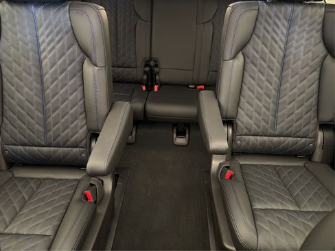 New 2025 Cadillac Escalade IQ Sport 1 w/ Smart Trailering package image 17