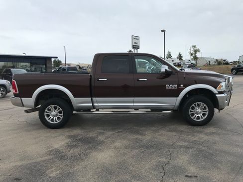 Used 2015 RAM 2500 Laramie AWD/4WD image 5