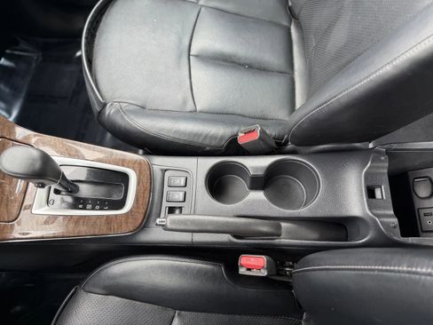 Used 2015 Nissan Sentra SL w/ Navigation Package image 32